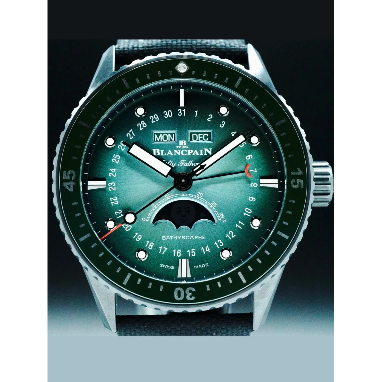 Blancpain Fifty Fathoms Bathyscaphe Quantieme Complet Phases de Lune Sunburst Green Dial 210000077742 43.6 mm kol saati