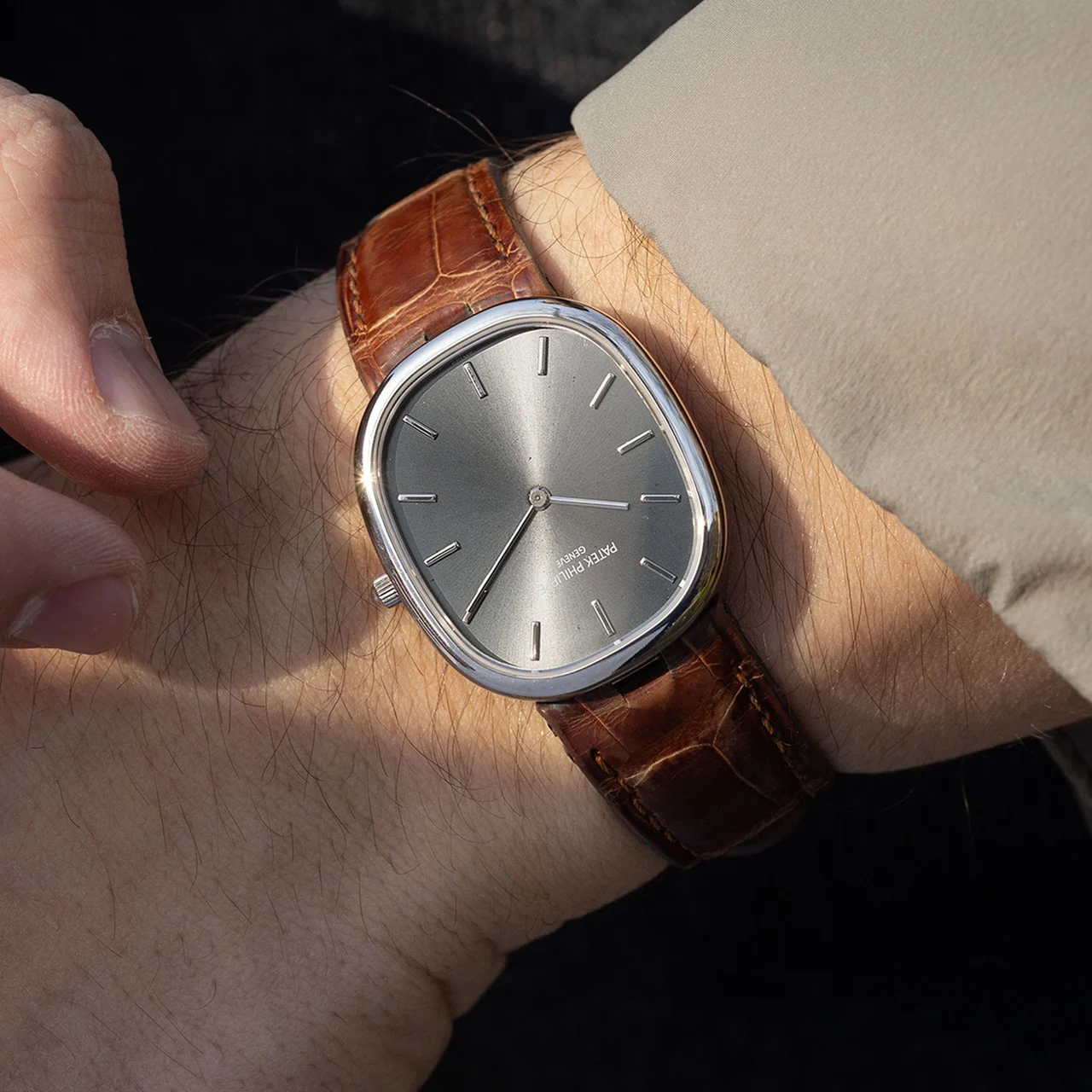 Patek Philippe Golden Ellipse W-3595 31 mm kol saati