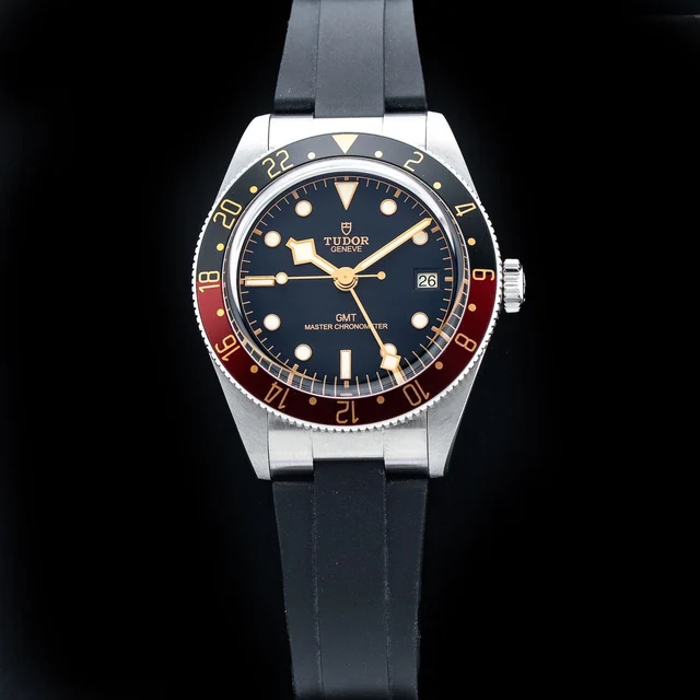 Tudor Black Bay 58 GMT 210009N34158 kol saati