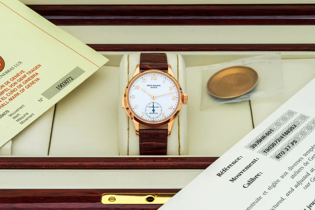 Patek Philippe PATEK PHILIPPE REF. 3939 TOURBILLON MINUTE REPEATER ENAMEL kol saati