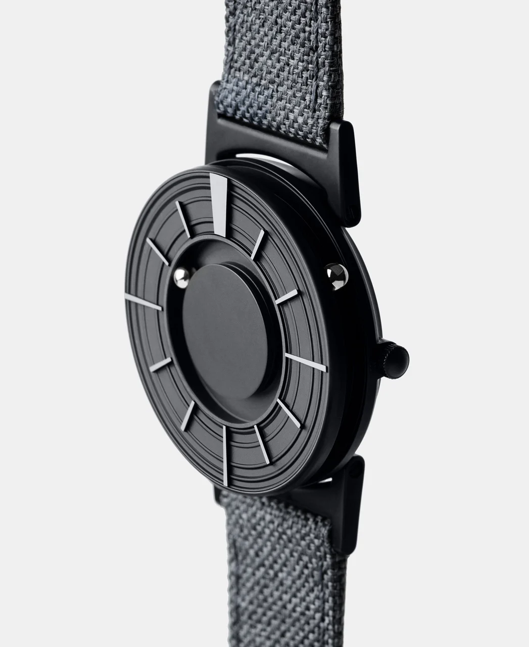 Eone Br-edge-blk 40 mm kol saati