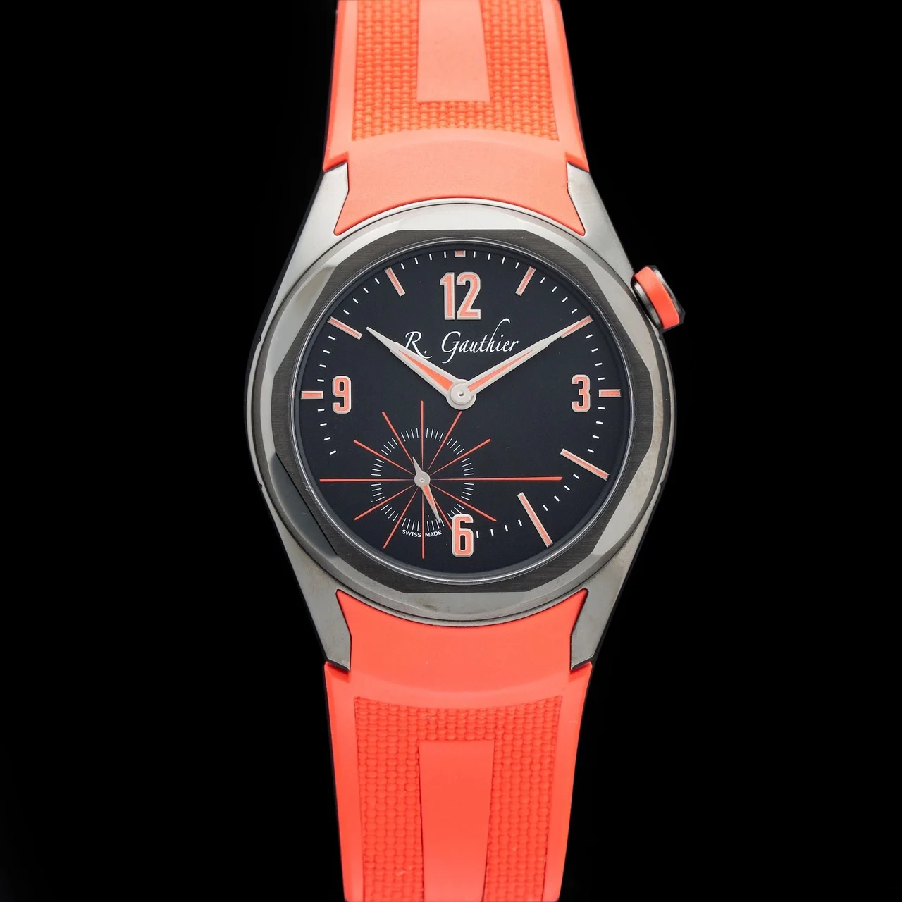Romain Gauthier Titanium Edition Two Red 210009N32379 41 mm kol saati