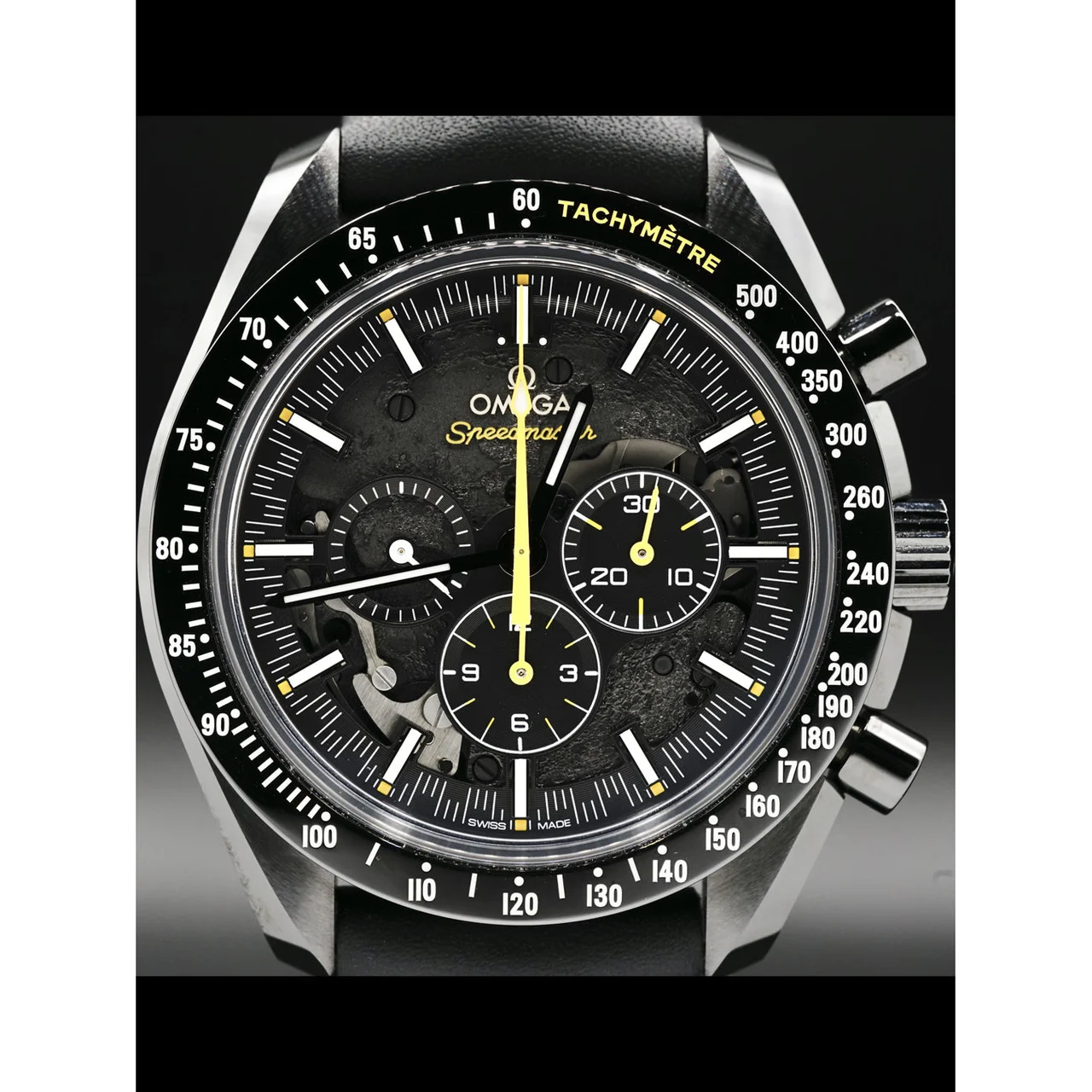 OMEGA Speedmaster Moonwatch Dark Side of the Moon Apollo 8 311.92.44.30.01.001 210000026187 kol saati