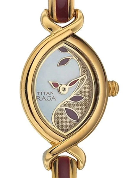 Titan Raga Jewelry Inspired Gold-Tone Quartz Watch with Bracelet #2251YM24 kol saati