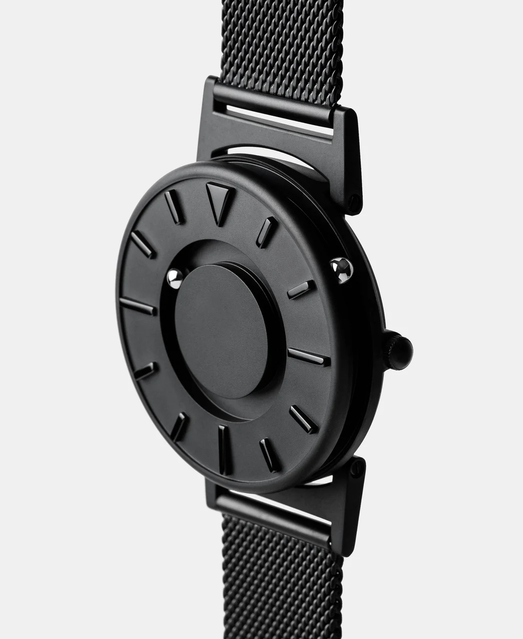 Eone Br-blk 40 mm kol saati
