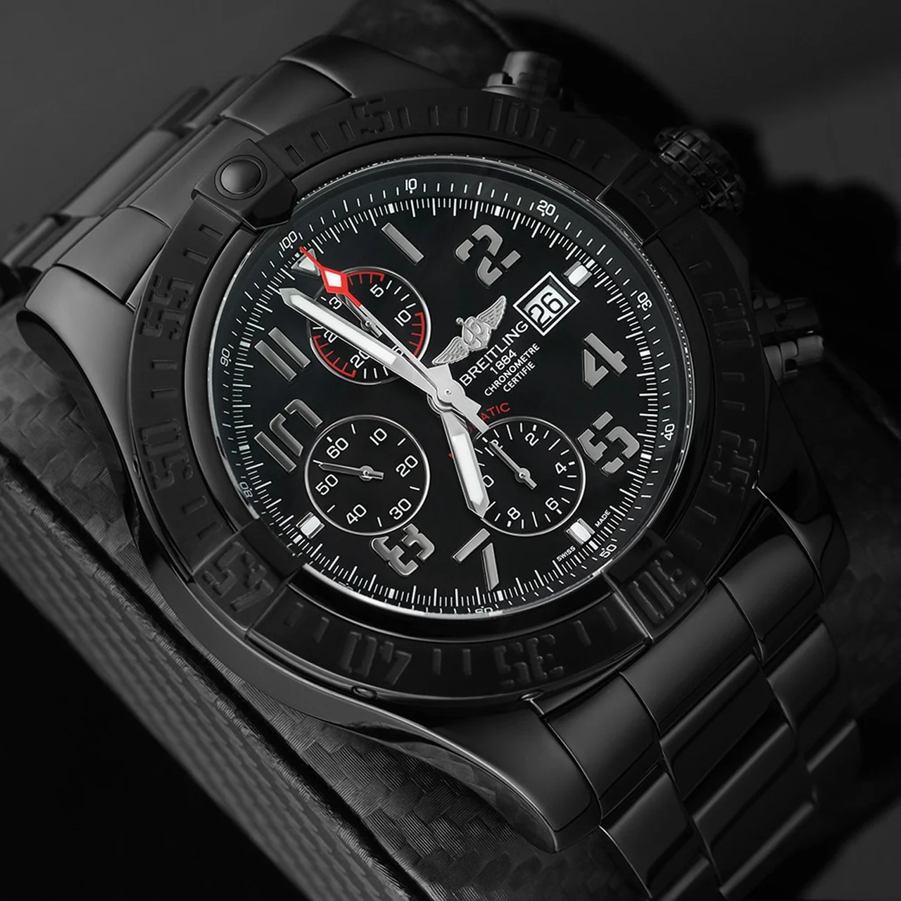 Breitling Avenger IS2022RX169 48 mm kol saati