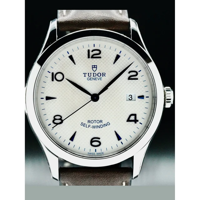 Tudor Steel Case Opaline and Blue dial 210000058472 kol saati