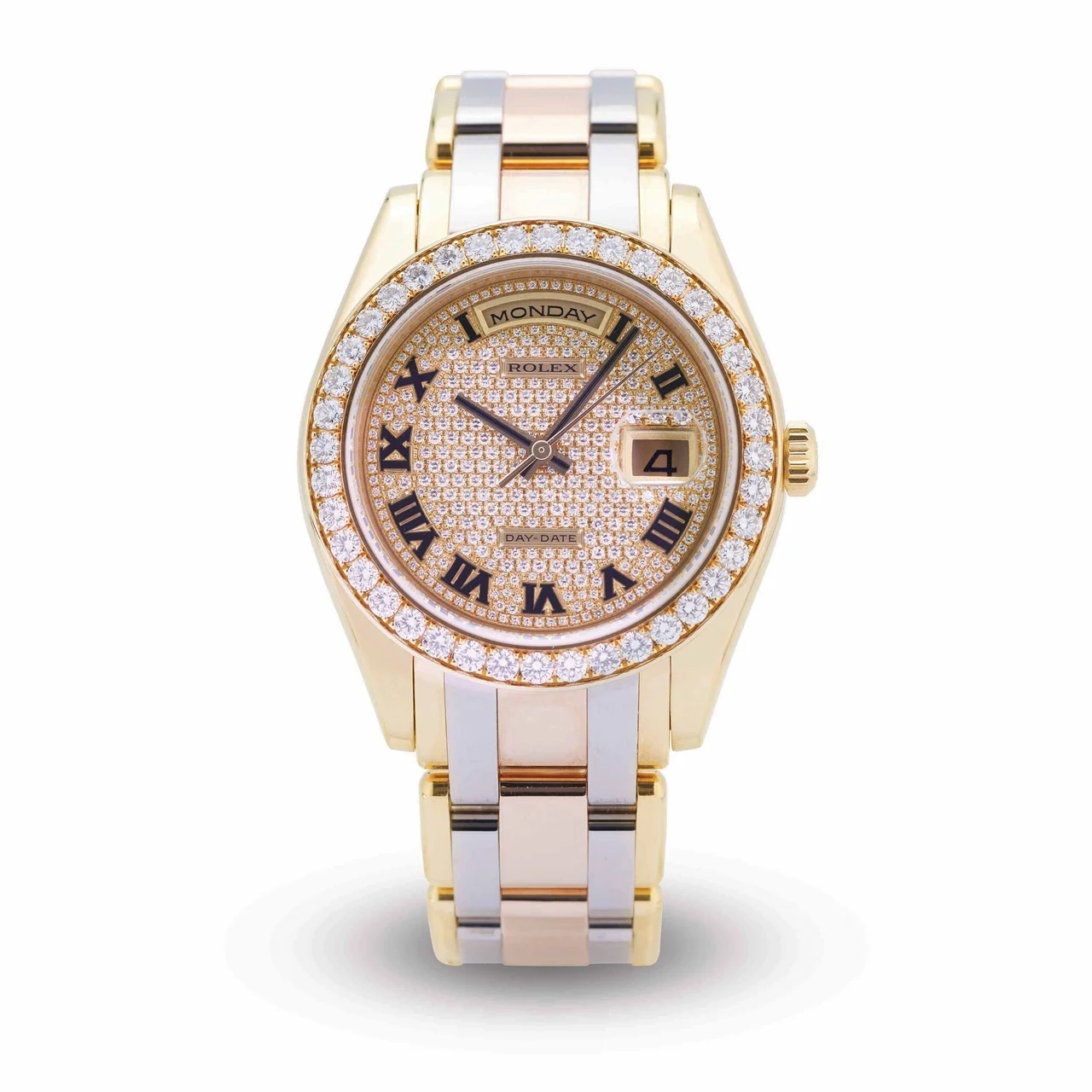 Rolex Ref. 18948, self-winding, centre-seconds, date, day, green enamel and pavé-set dial, diamond-set bezel; “Day-Date”; 18K yellow gold and diamonds kol saati