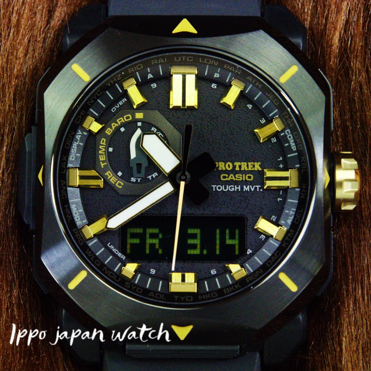 Casio PRW-6900ZE-1JR 45 mm kol saati