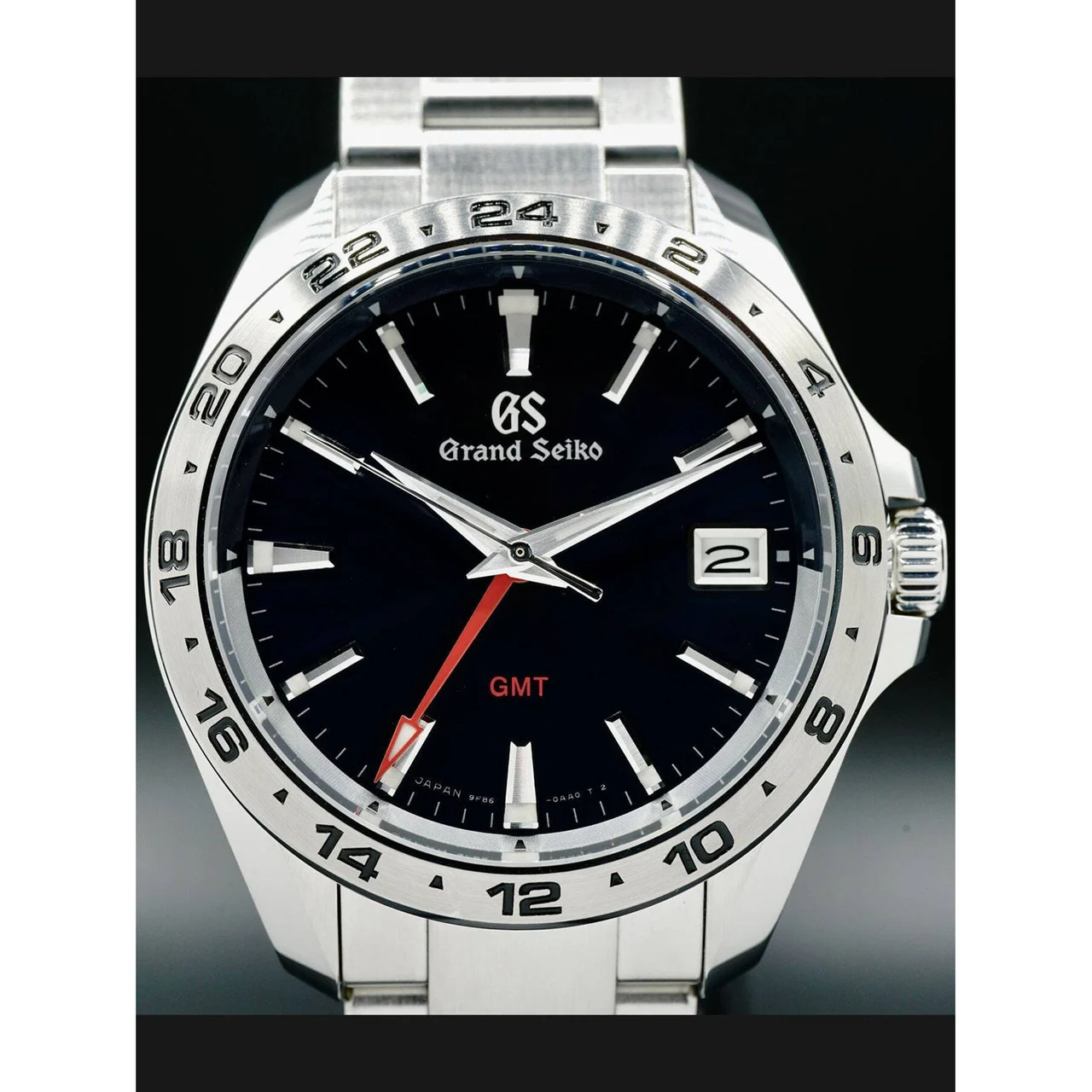 Grand Seiko Sports GMT SBGN005 210000029571 39 mm kol saati