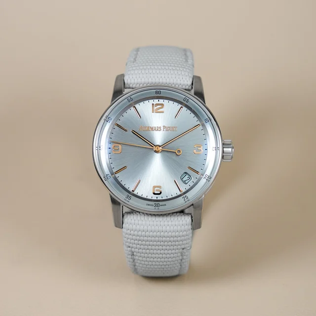 Audemars Piguet Code 11.59 54-00381 kol saati