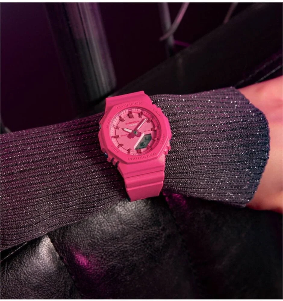 Casio G-shock G-shock Women GMA-P2100-4ADR 40.2 mm kol saati