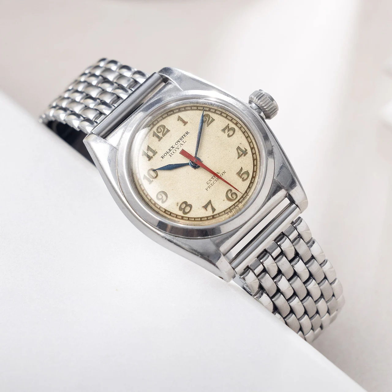 Rolex Oyster Royal W-2395 32 mm kol saati