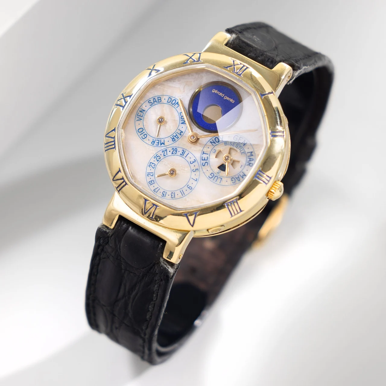 Gerald Genta Success W-2757 33 mm kol saati