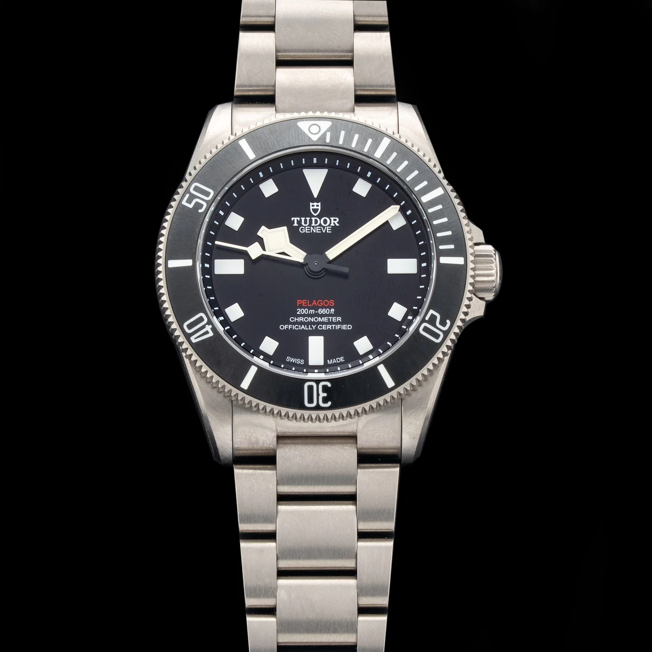 Tudor Pelagos 39mm Black Dial 210009N29906 39 mm kol saati