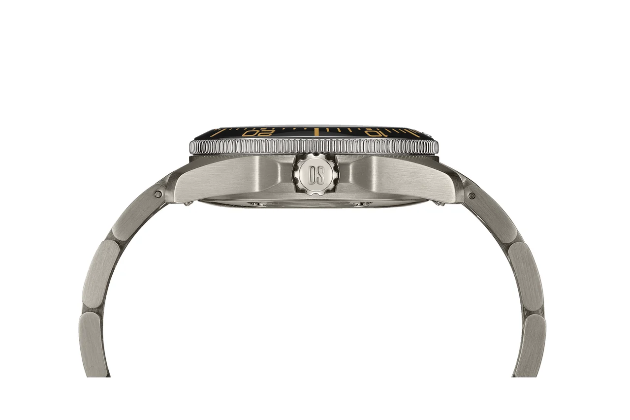 Certina Action C0488074405100 38 mm kol saati