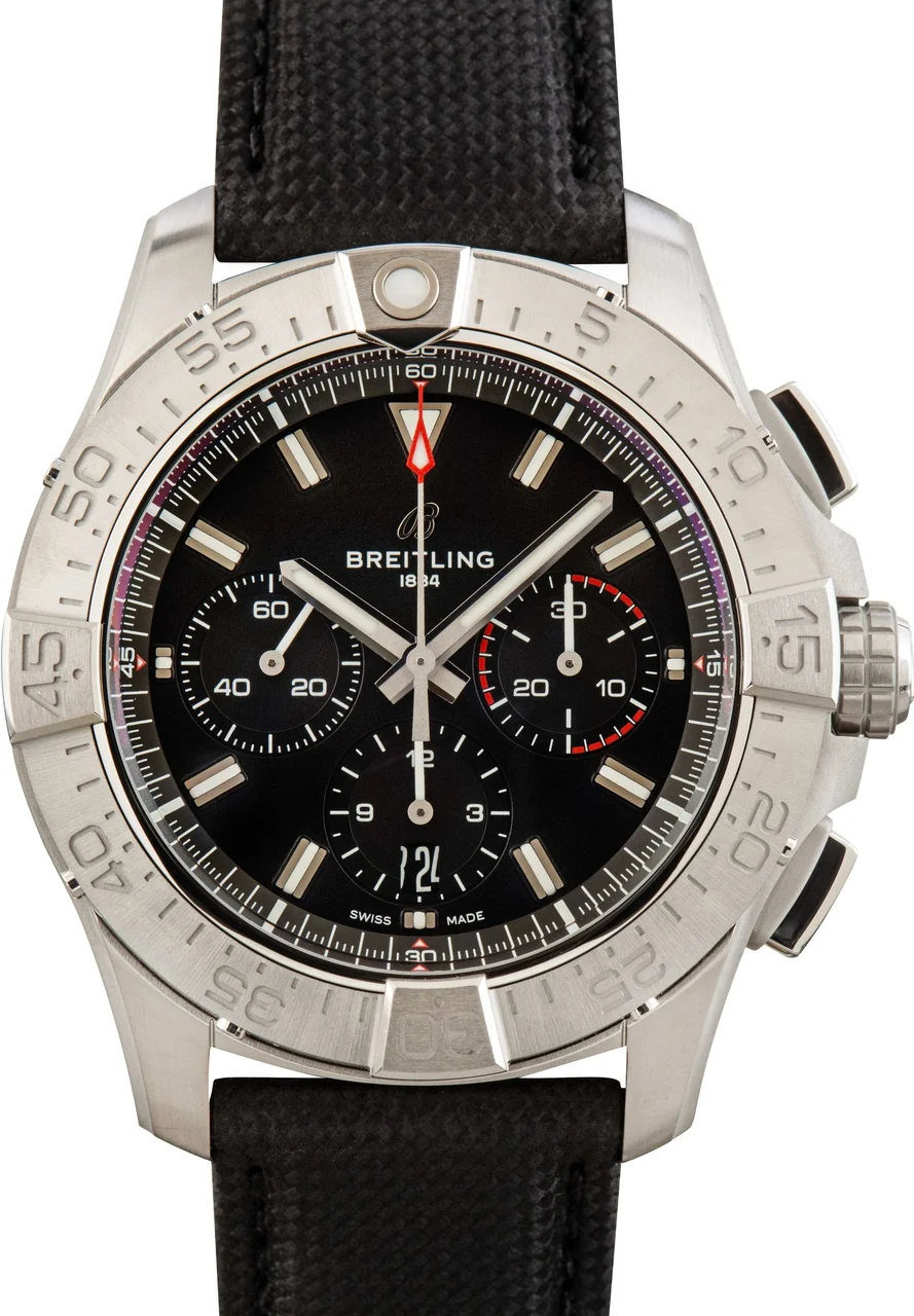 Breitling Avenger B01 Chronograph 44 AB0147101B1X1 44 mm kol saati