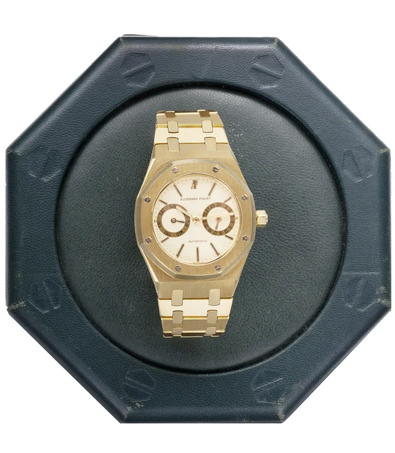 Audemars Piguet AUDEMARS PIGUET REF. 25572, 18K YELLOW GOLD, DAY & DATE kol saati
