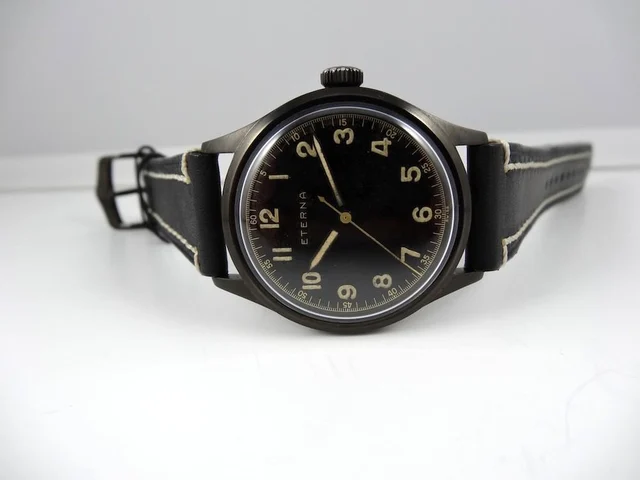 Eterna Full Black PVD-DLC kol saati