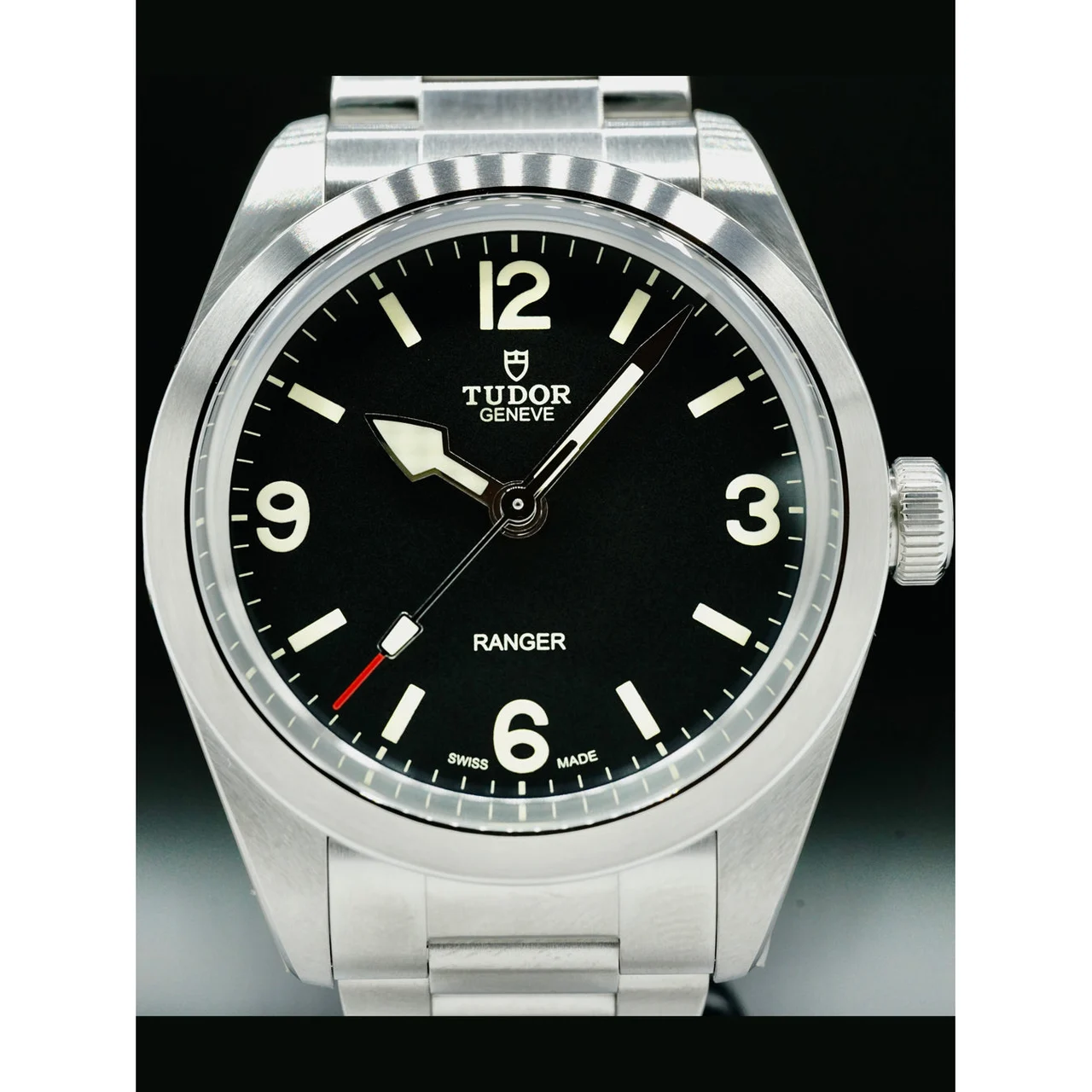 Tudor Ranger on Bracelet 210000038186 39 mm kol saati