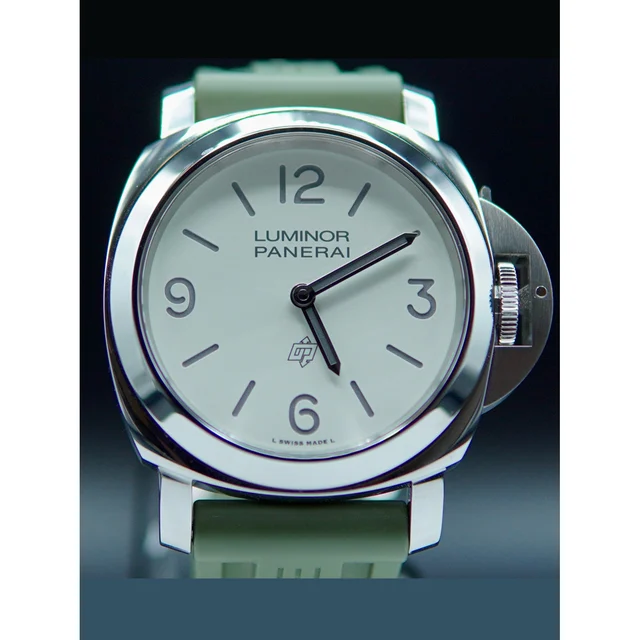 Panerai Luminor Base Logo 44mm 210000081265 kol saati