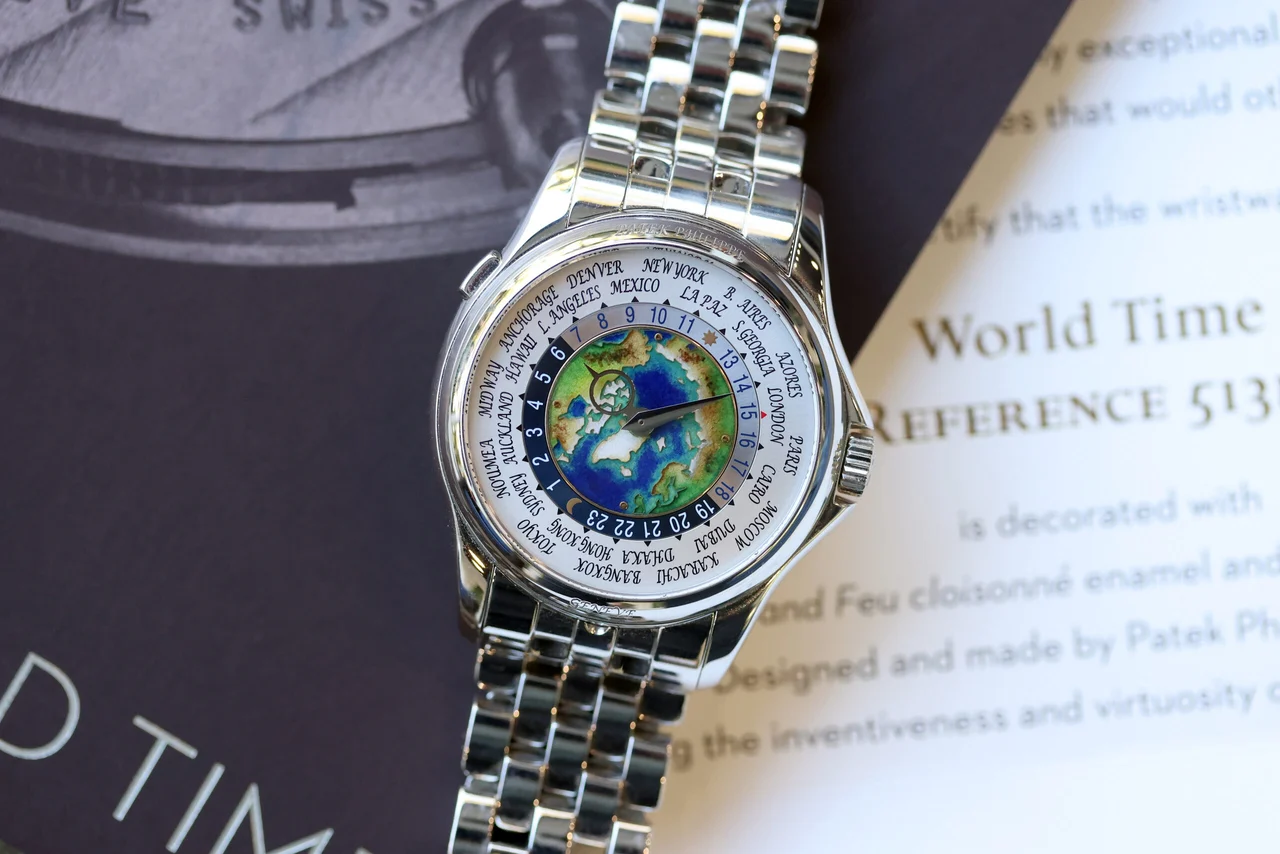 Patek Philippe World Time Cloisonné Ref. 5131/1P Platinum 40 mm kol saati