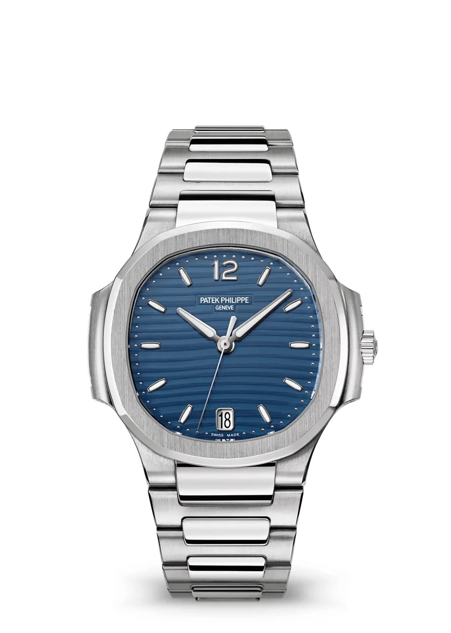 Patek Philippe Nautilus 7118 7118/1A-001 35.2 mm kol saati