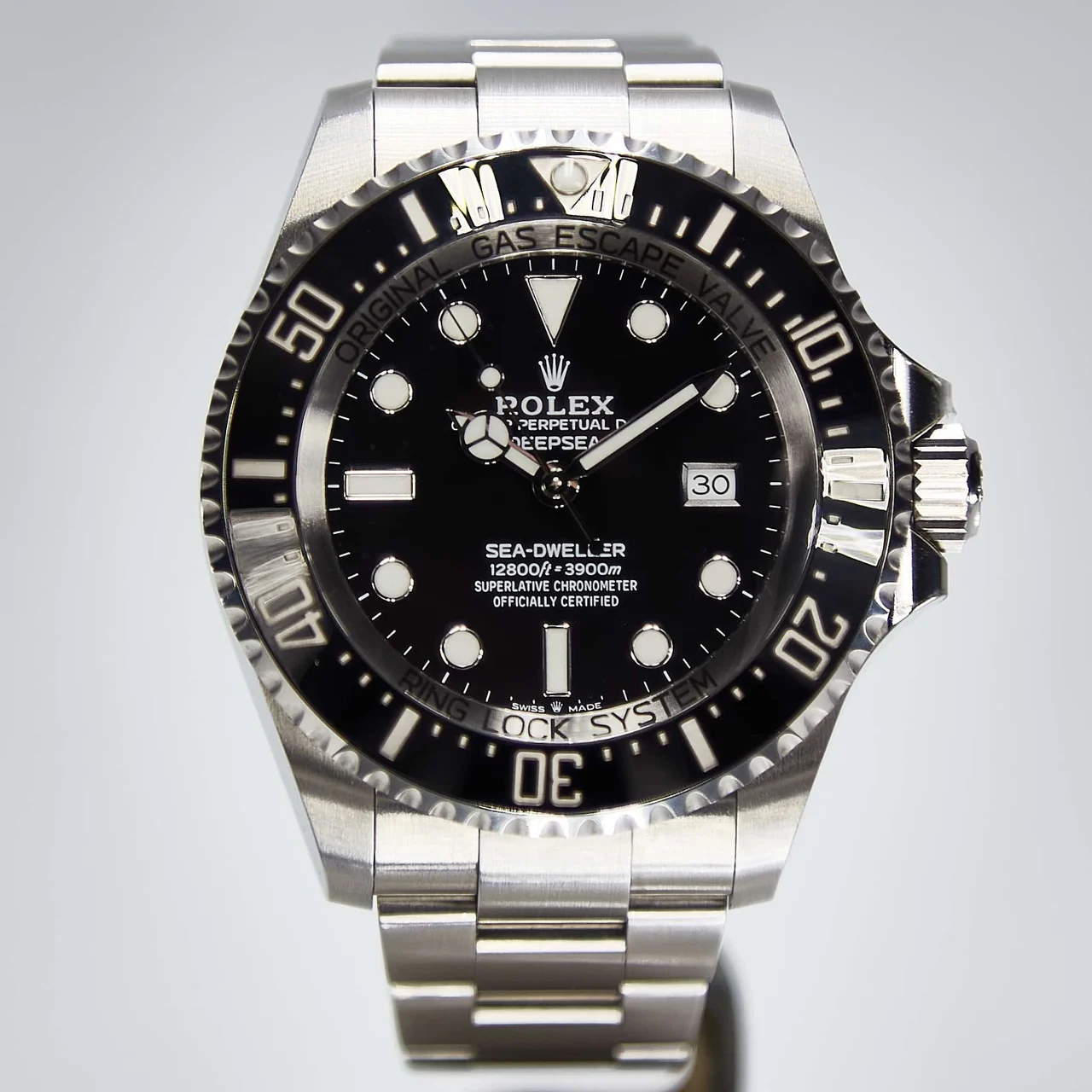 Rolex Sea-Dweller 210000008461 44 mm kol saati