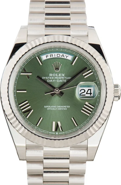 Rolex Day-Date 40 Platinum 228236 Blue Dial kol saati