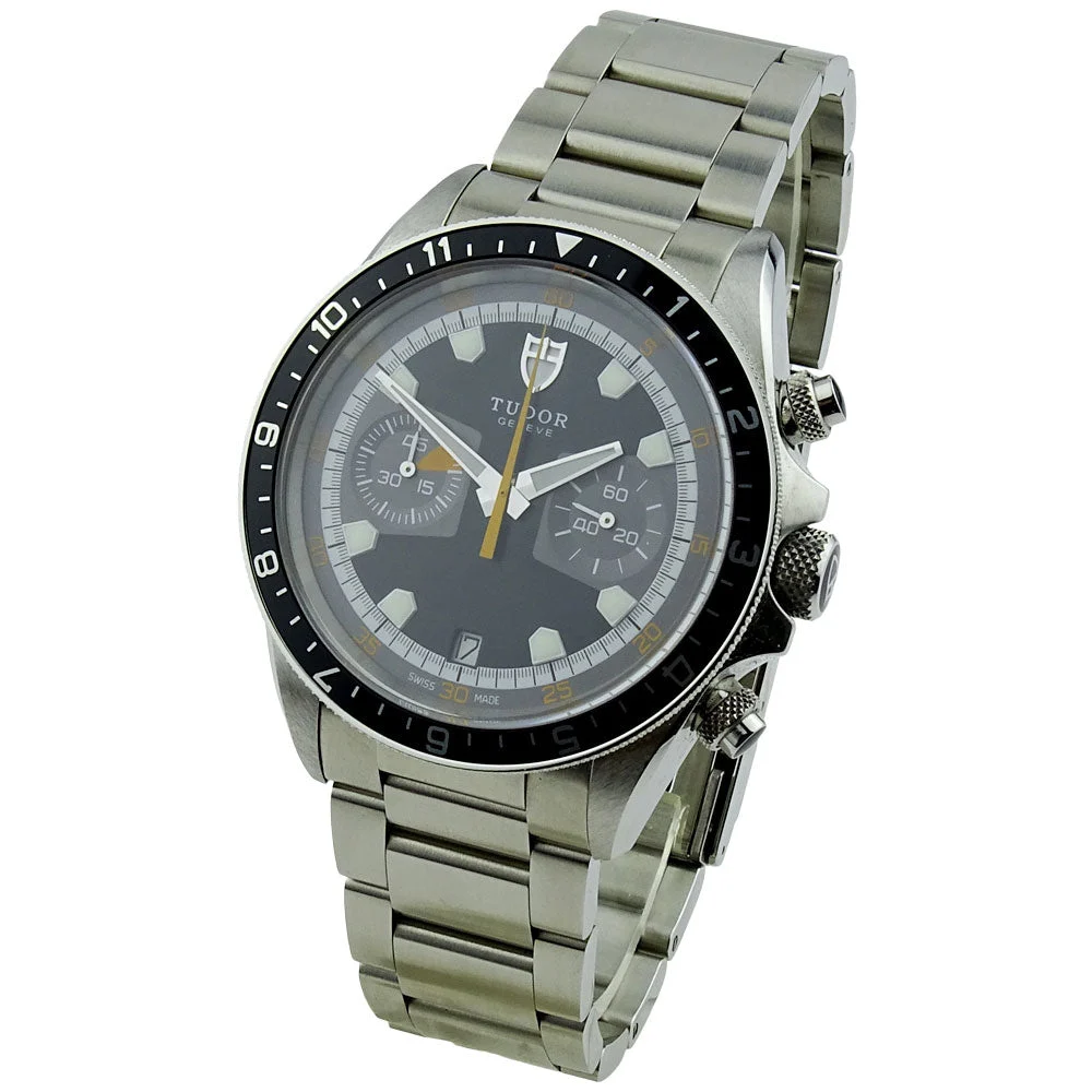 Tudor Heritage Chronograph J488270 42 mm kol saati