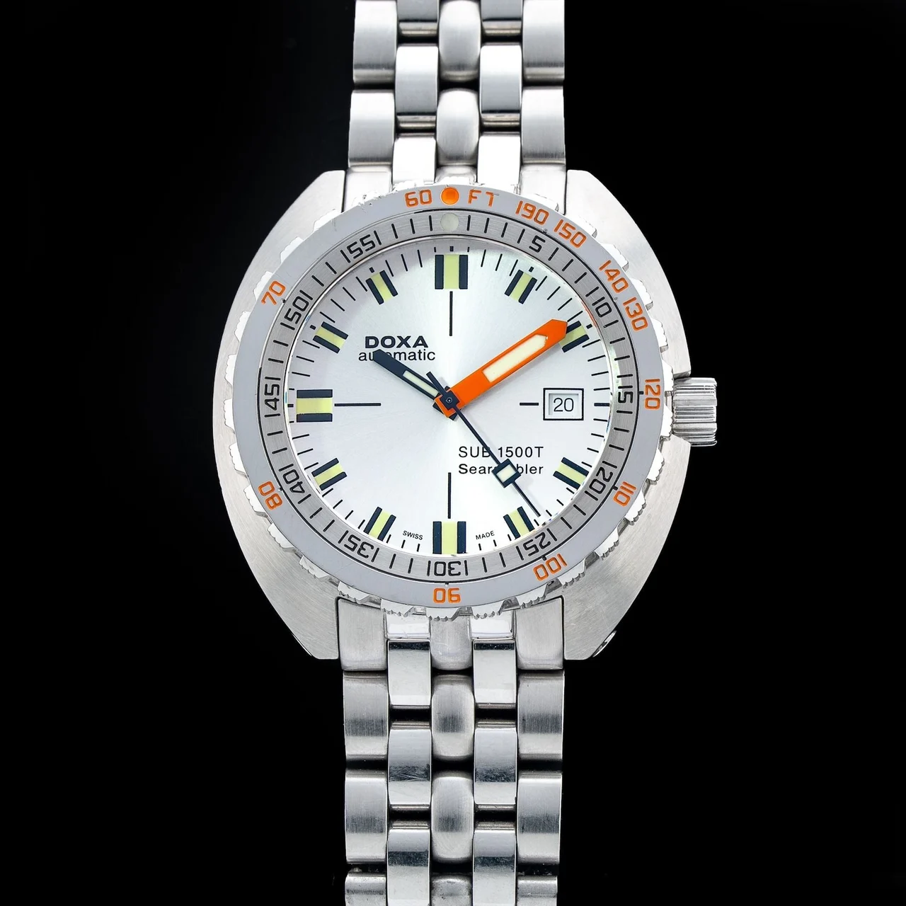 Doxa SUB 1500T Searambler 210009N35029 45 mm kol saati