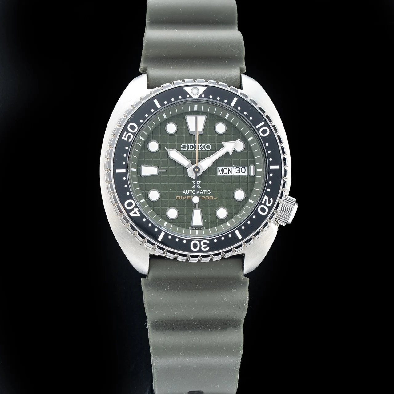 Seiko Prospex King Turtle Green Dial 210009N34446 kol saati