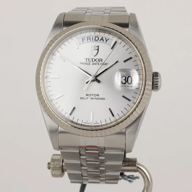 Tudor Tudor 25C077 kol saati