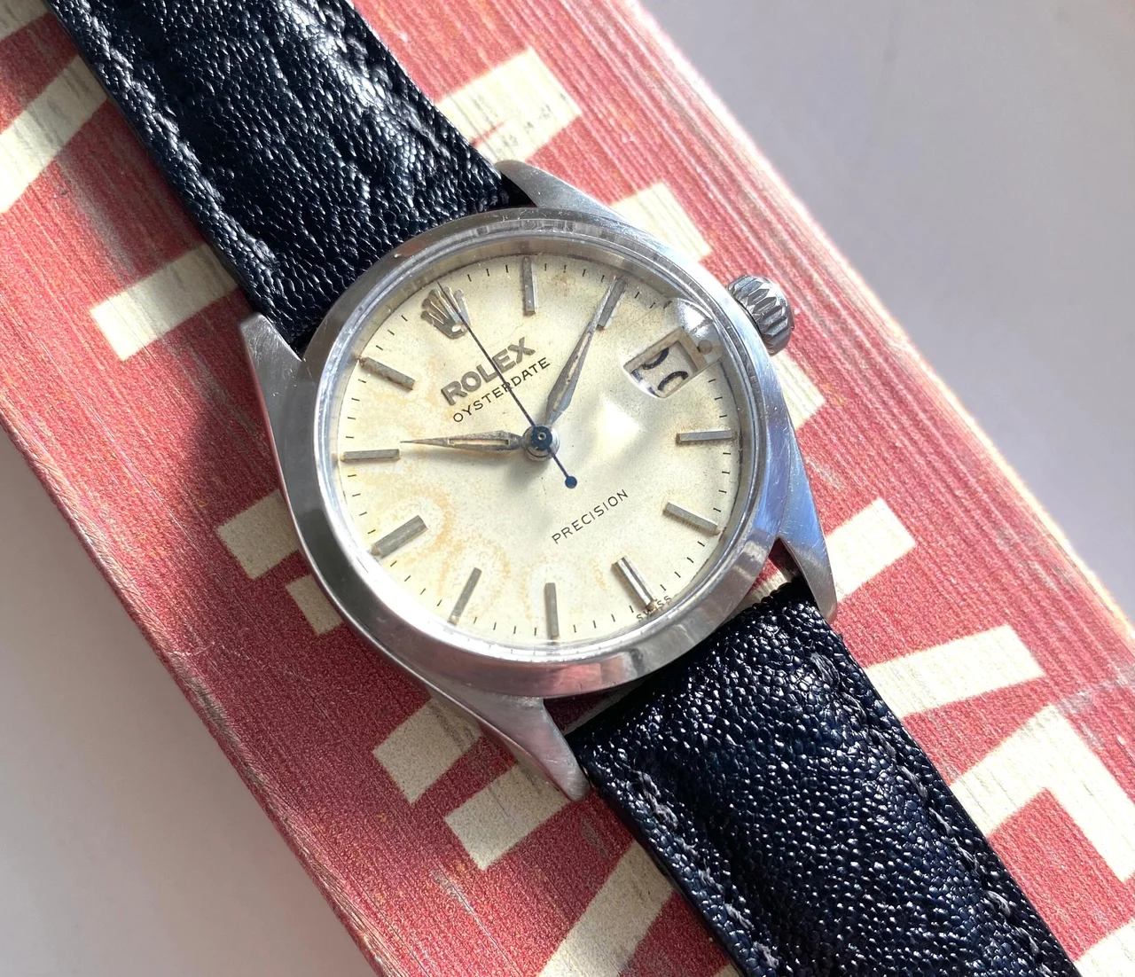 Rolex Oysterdate SQ7671827 31 mm kol saati