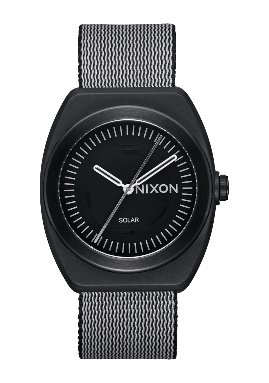 Nixon US Light-Wave - All Black A1322-001-00 36 mm kol saati