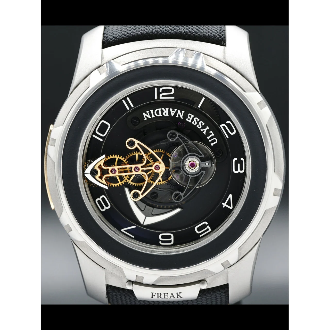 Ulysse Nardin Freak 45mm 2053-132/02 210000027126 45 mm kol saati