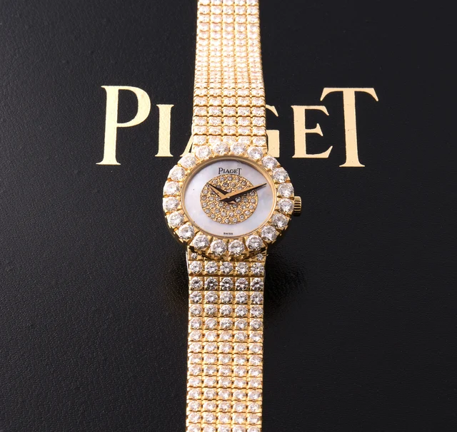 Piaget Lady'S PIAGET LADY'S REF. 4286 YELLOW GOLD AND DIAMONDS Elegant and rare, manual-wi