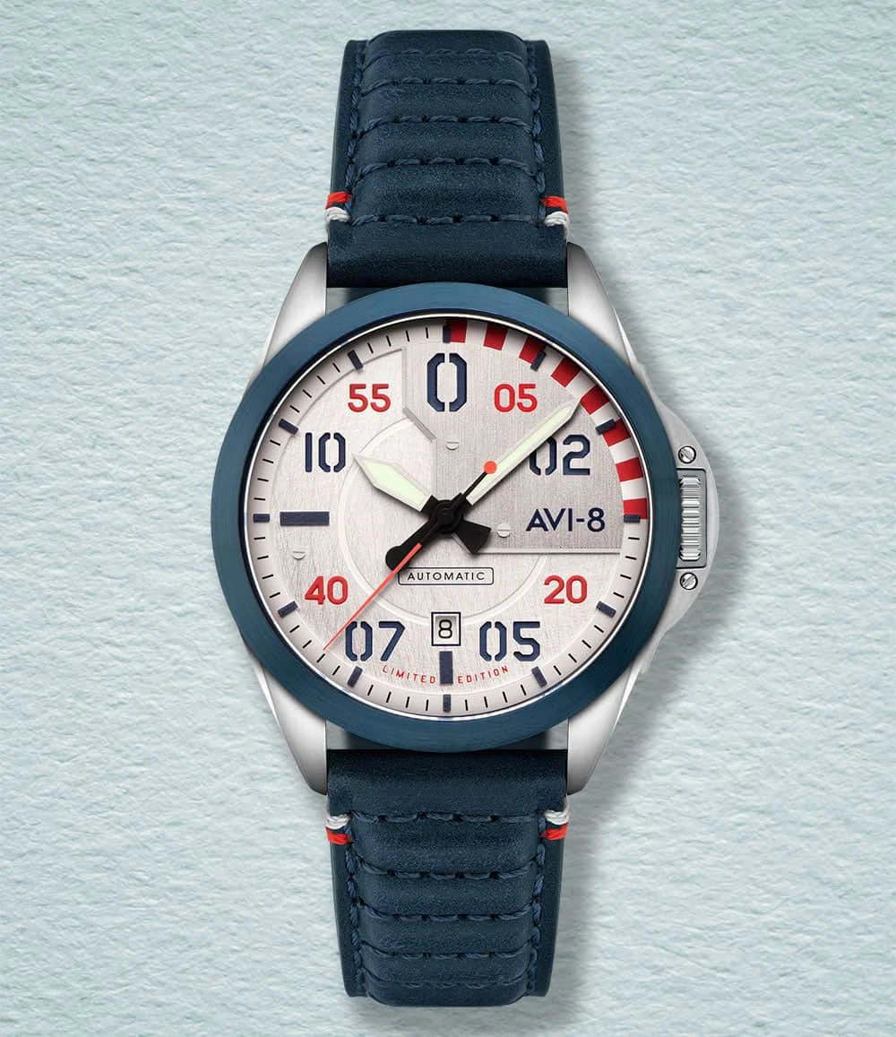 AVI-8 Mustang AV-4146-01 42 mm kol saati