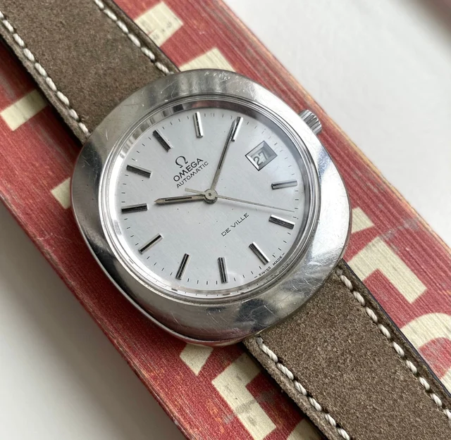 OMEGA Omega SQ8064844 kol saati