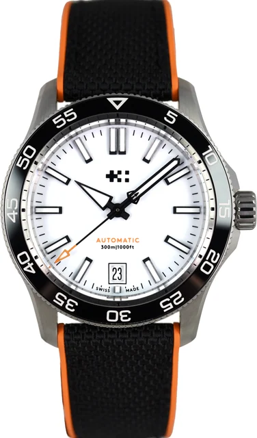 Christopher Ward Trident PRE1006 kol saati