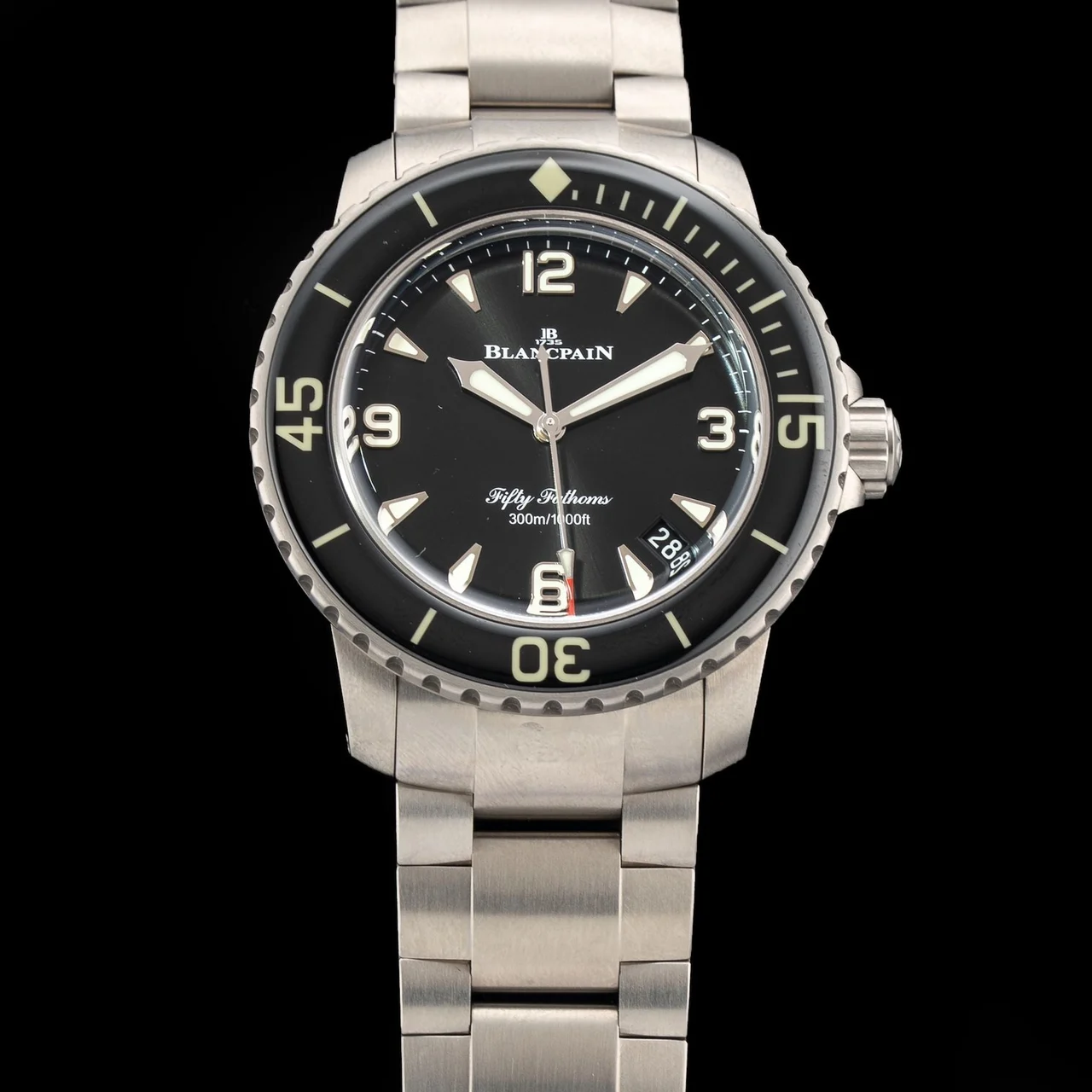 Blancpain Fifty Fathoms Automatic 42mm Black Dial 5010 12B30 98S 210009N37078 42 mm kol saati