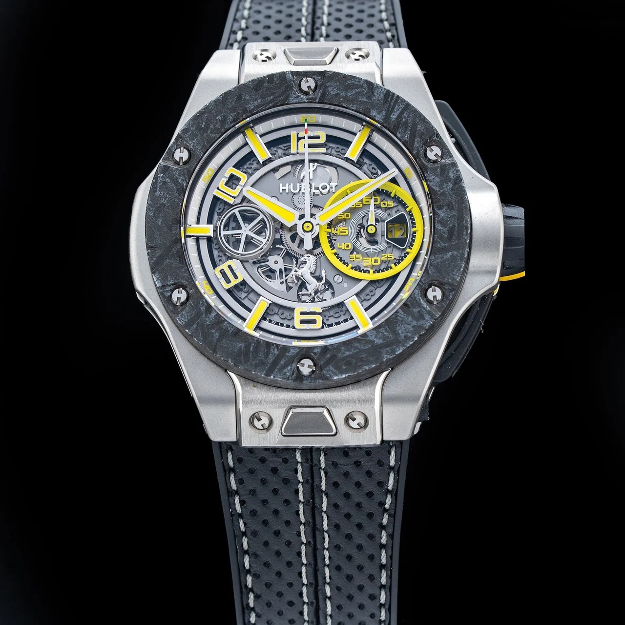 Hublot Big Bang Scuderia Ferrari 90th Anniversary Platinum 210000041613 kol saati