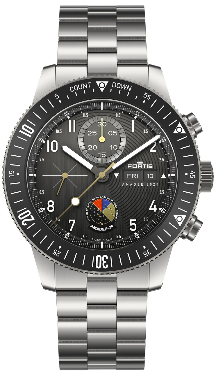 Fortis Novonaut FS026 42 mm kol saati