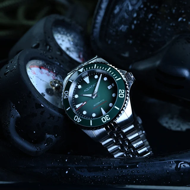 AQUATICO Ocean Diver Watch Green Dial kol saati