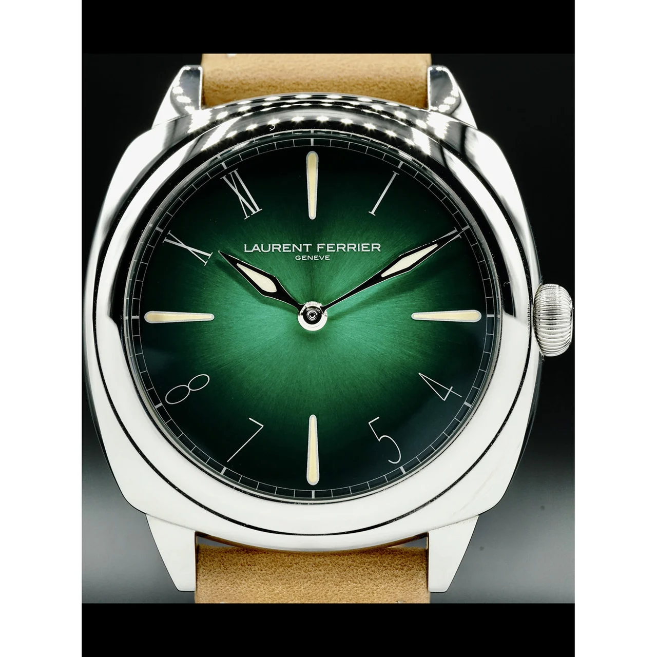 Laurent Ferrier Square Micro-Rotor 41mm LCF031.AC.VS467C.1 210000058698 41 mm kol saati