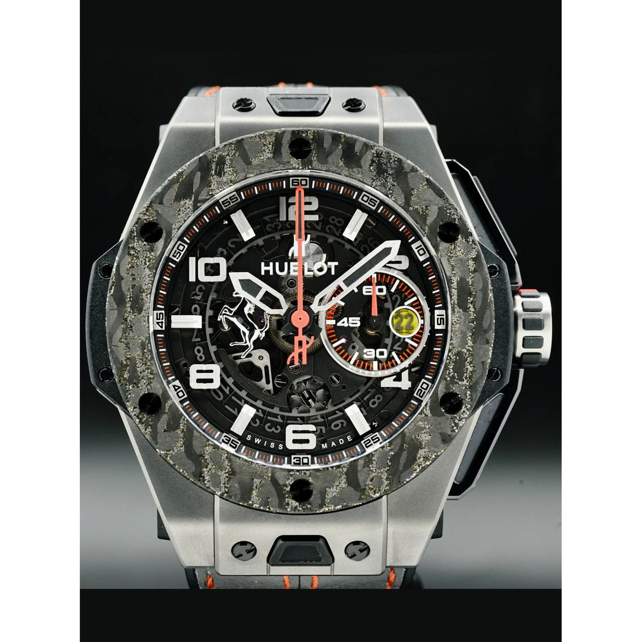 Hublot Big Bang Ferrari Carbon 401.NJ.0123.VR 210000025214 45 mm kol saati