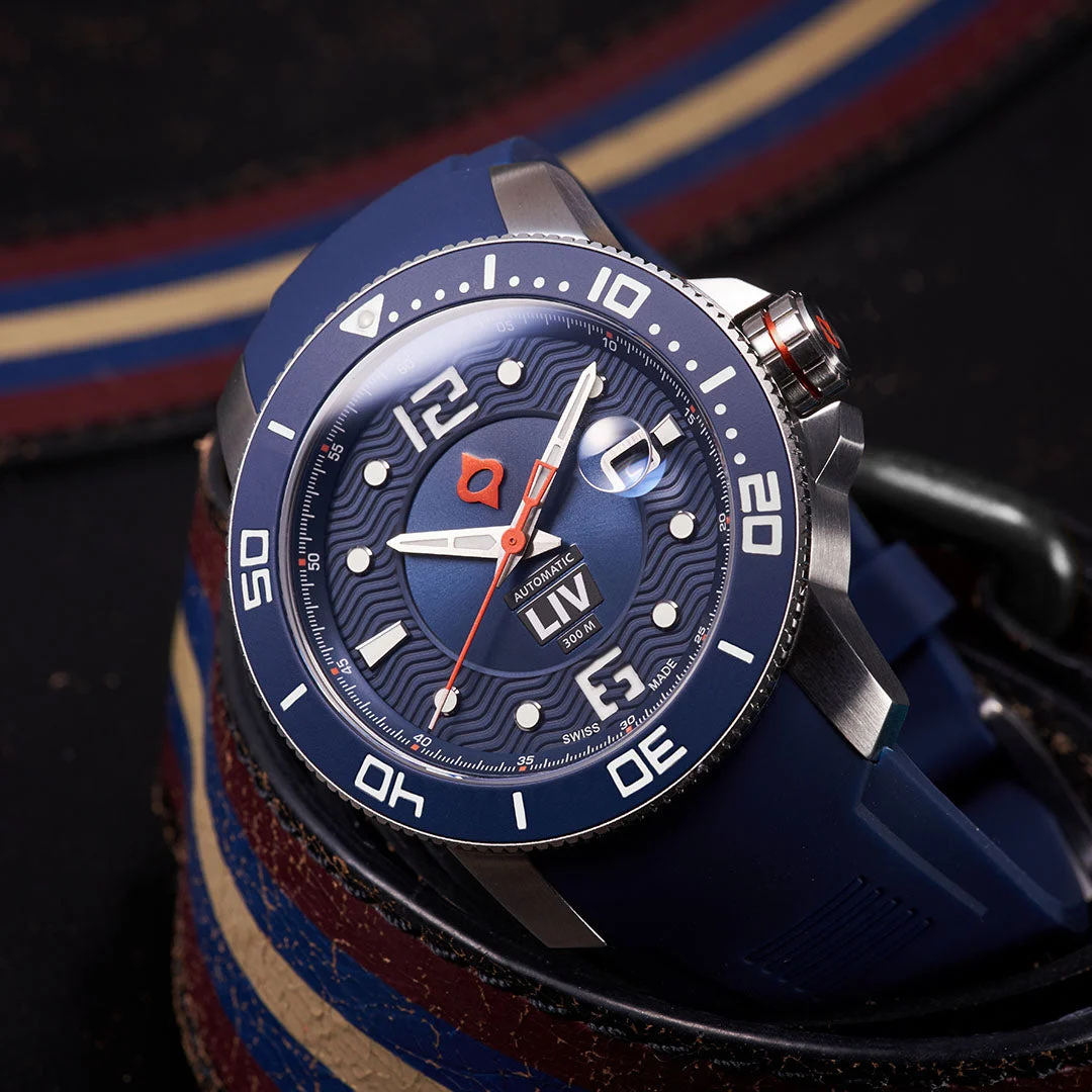 LIV Gx-Diver'S 7020.44.40.F23SS100 44 mm kol saati