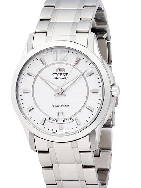 Orient Scratch and Dent - Lexington Day and Date 21-Jewel Automatic Watch on a Bracelet #C