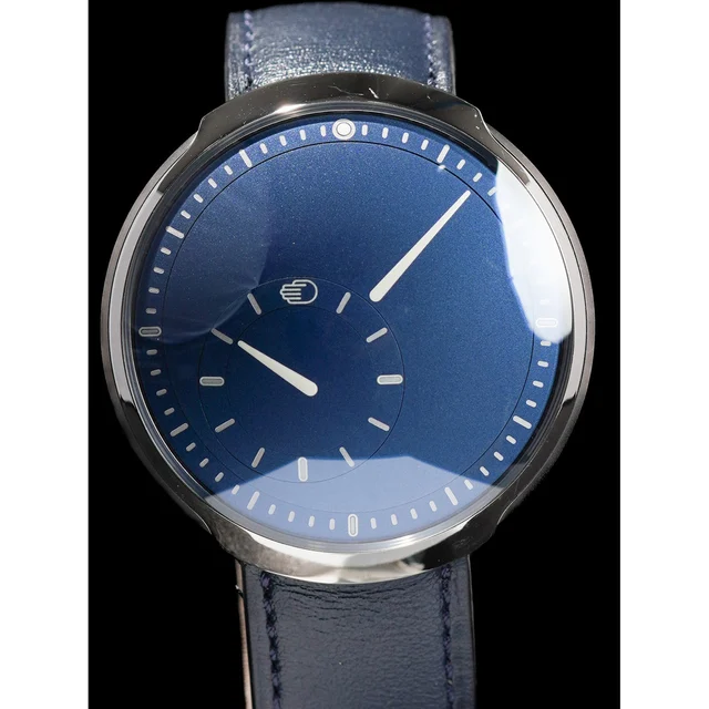 Ressence Type 8C Cobalt 210009N30567 kol saati