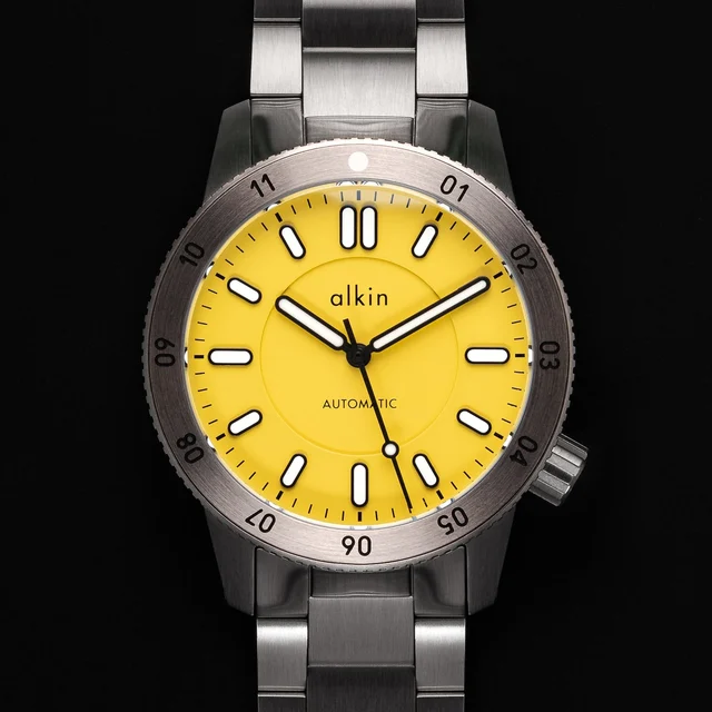 alkinwatches Model Three Dual Time - Yellow Dial / SS Case kol saati